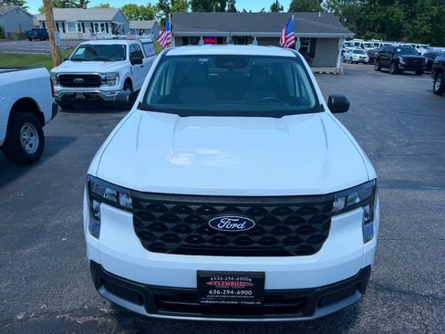 Used 2025 Ford Maverick XLT w/ Equipment Group 302A AWD/4WD image 3