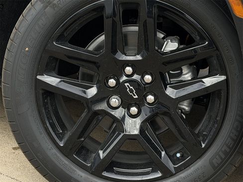 New 2026 Chevrolet Blazer LT image 9