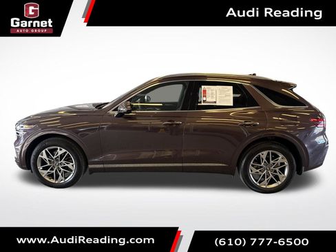 Used 2022 Genesis GV70 2.5T w/ Advanced Package image 2