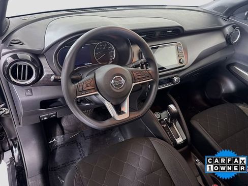 Used 2019 Nissan Kicks SV w/ Exterior Package image 9