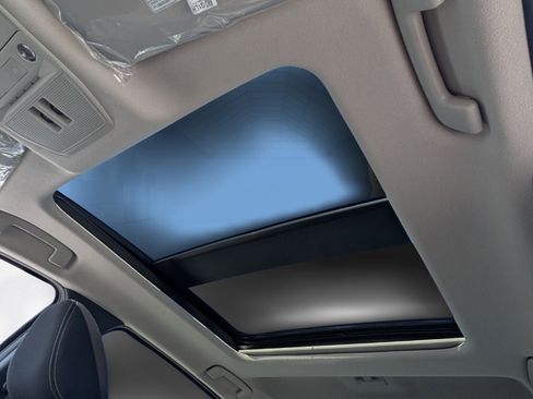 New 2026 Nissan Kicks SV w/ SV Premium Package FWD image 7