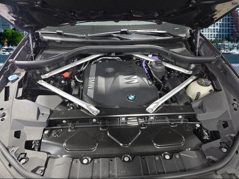 Used 2024 BMW X6 xDrive40i w/ M Sport Professional Package AWD/4WD image 20