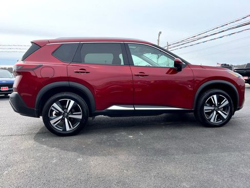 Used 2023 Nissan Rogue SL image 18