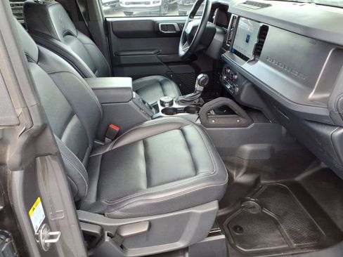 Certified 2025 Ford Bronco Badlands AWD/4WD image 11