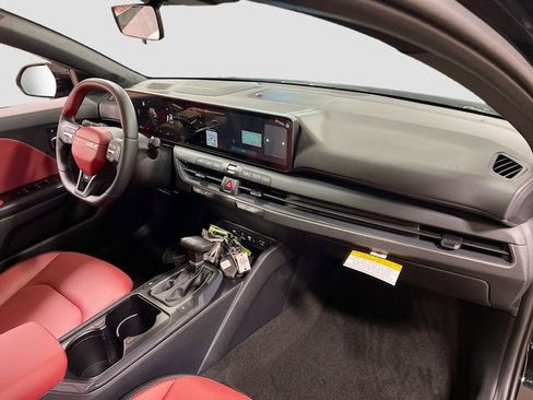 New 2025 Kia K4 GT-Line image 30