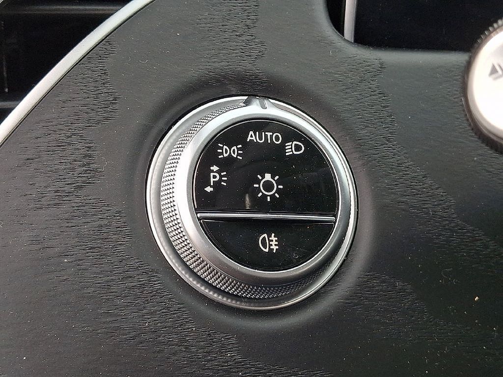 Used 2024 Mercedes-Benz E 350 4MATIC Sedan image 24