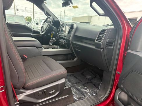 Used 2019 Ford F150 XLT w/ Equipment Group 302A Luxury AWD/4WD image 16