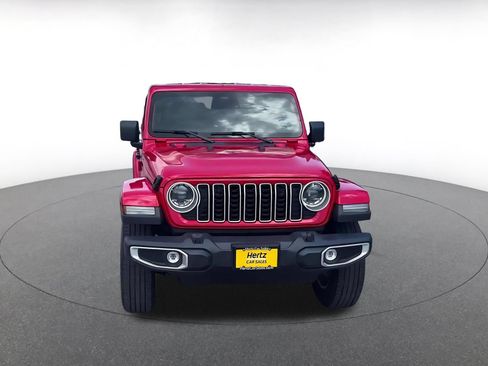 Used 2025 Jeep Wrangler Unlimited Sahara AWD/4WD image 4