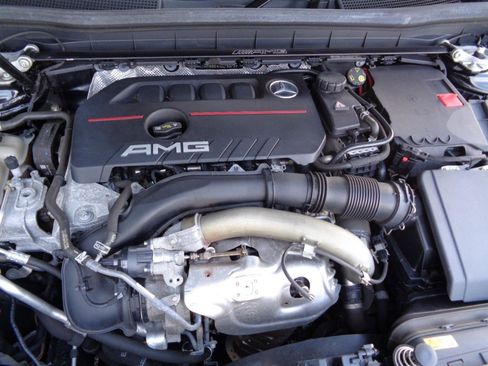 Used 2022 Mercedes-Benz GLB 35 AMG 4MATIC image 18