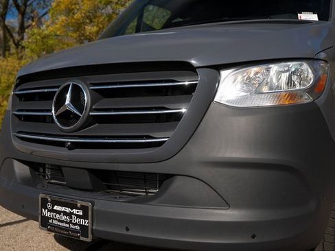 New 2026 Mercedes-Benz Sprinter 2500 image 12