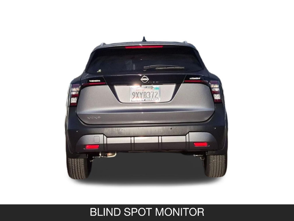 Used 2026 Nissan Kicks SV FWD image 8