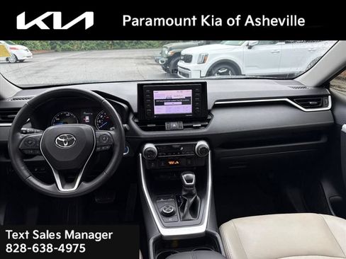 Used 2021 Toyota RAV4 XLE Premium AWD/4WD image 7