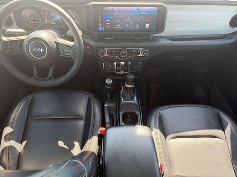 Used 2024 Jeep Wrangler Unlimited Sport AWD/4WD image 15