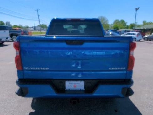 Used 2024 Chevrolet Silverado 1500 Custom w/ Turbomax Blackout Package AWD/4WD image 29