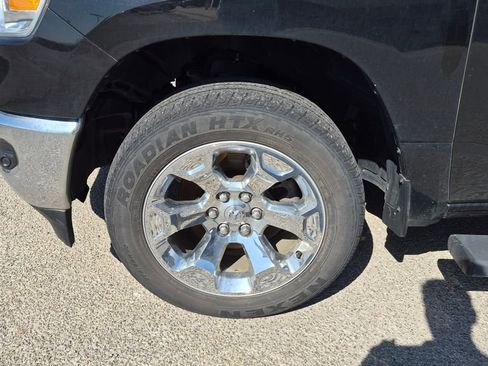 Used 2022 RAM 1500 Big Horn AWD/4WD image 6