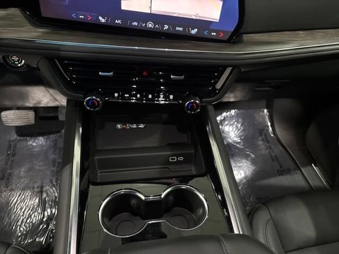 Certified 2025 Chevrolet Tahoe Z71 AWD/4WD image 27