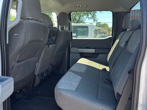 Used 2024 Ford F250 XLT AWD/4WD image 9