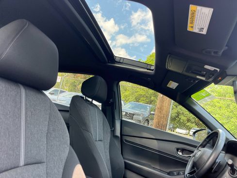 Used 2023 Honda Accord Sport image 18
