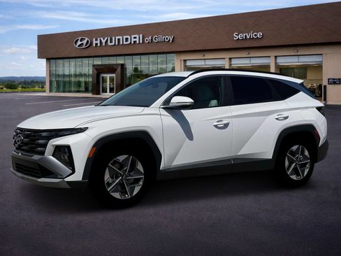 New 2026 Hyundai Tucson SEL FWD image 2