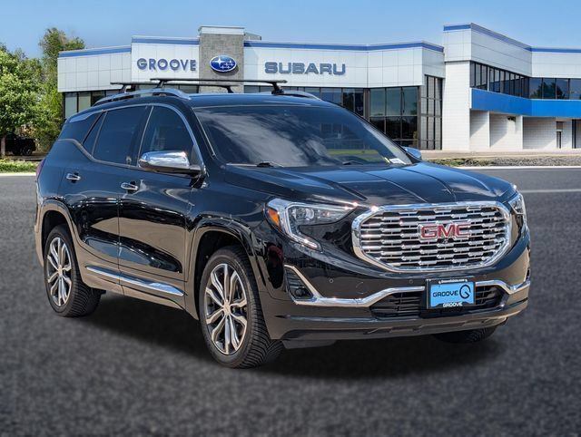 Used 2020 GMC Terrain Denali w/ Denali Premium Package AWD/4WD image 8