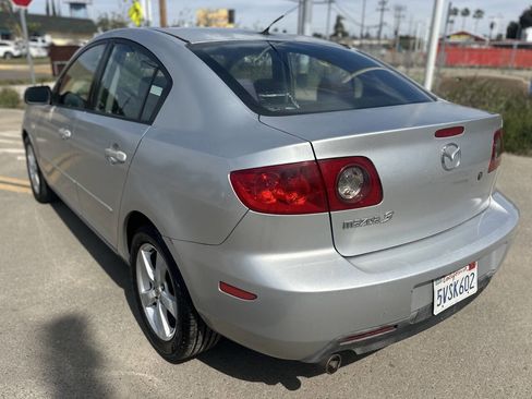 Used 2006 MAZDA MAZDA3 i Touring image 9