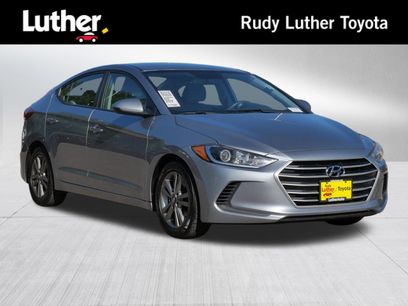 Used 2017 Hyundai Elantra SE