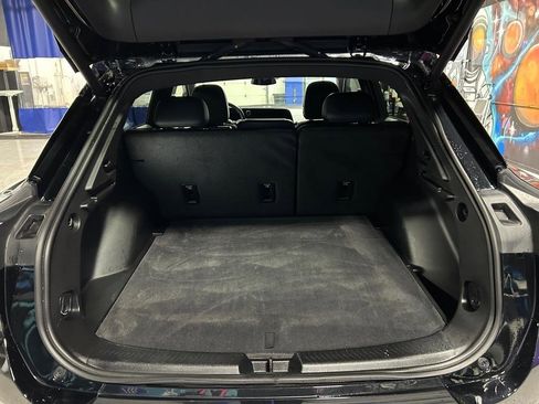 Used 2025 Chevrolet Equinox EV LT w/ Convenience Package image 9