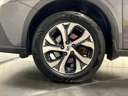 Used 2022 Subaru Outback Limited XT image 9