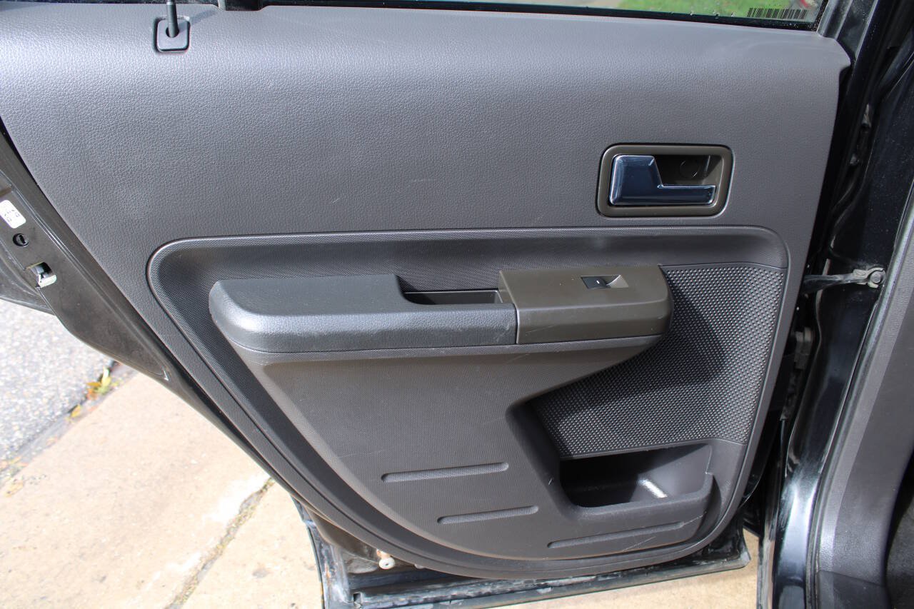 Used 2010 Ford Edge SEL AWD/4WD image 9