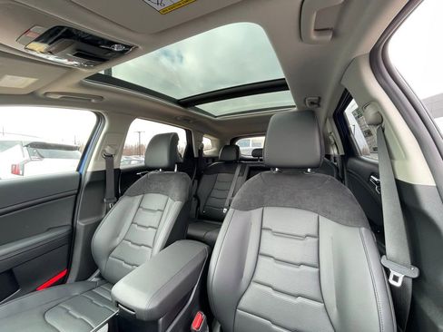 New 2026 Kia Sportage SX image 3