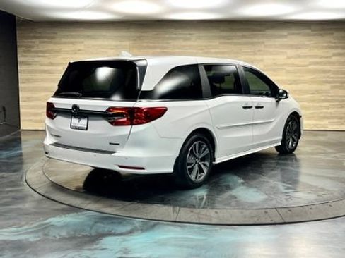 Used 2024 Honda Odyssey Touring image 15