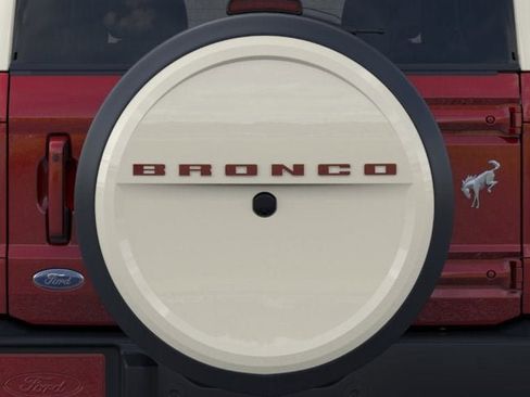New 2026 Ford Bronco Outer Banks AWD/4WD image 24