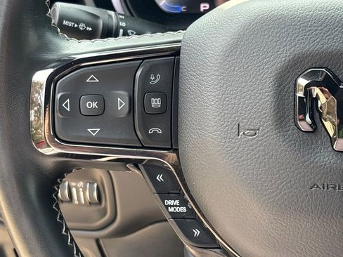 Used 2025 RAM 1500 Limited w/ Trailer Tow Group image 19