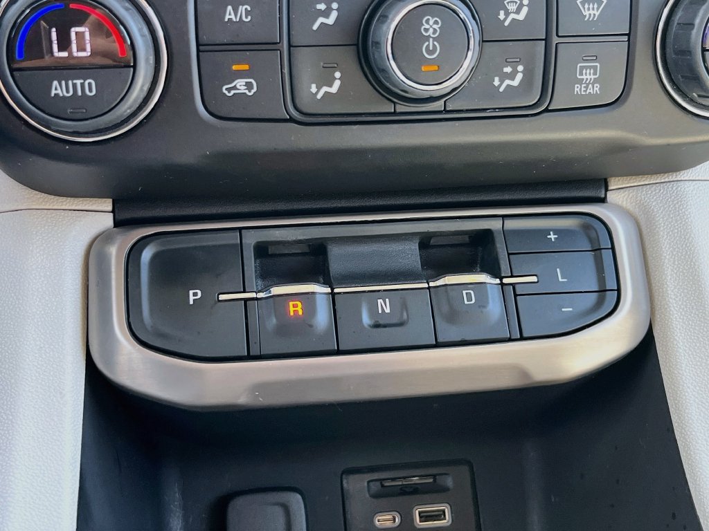 Used 2022 GMC Acadia Denali w/ Trailering Package FWD image 22