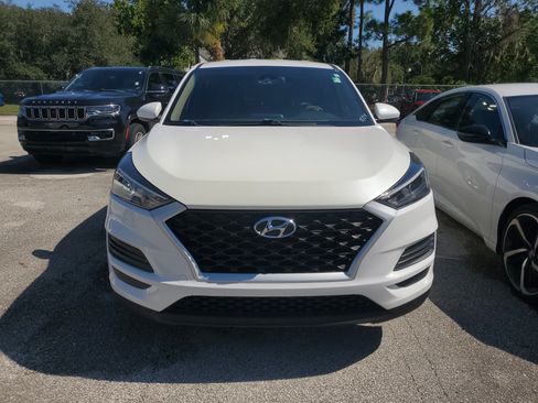 Used 2019 Hyundai Tucson SE w/ Cargo Package FWD image 3