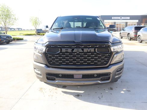 New 2026 RAM 1500 4x4 Crew Cab image 10