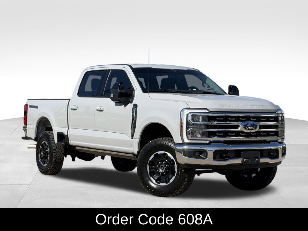 Used 2025 Ford F250 Lariat w/ Tremor Off-Road Package AWD/4WD image 2