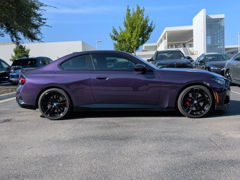 Used 2024 BMW 230i Coupe w/ Premium Package RWD image 3