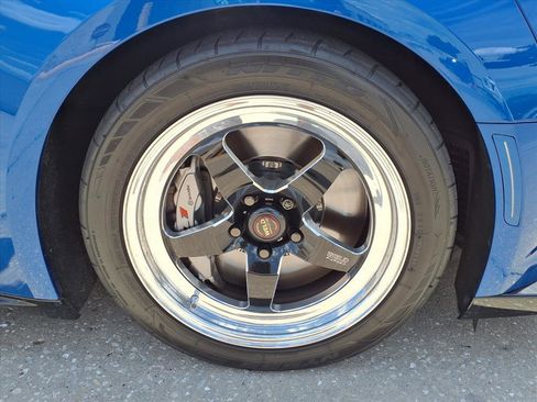 Used 2017 Chevrolet Camaro ZL1 RWD image 8