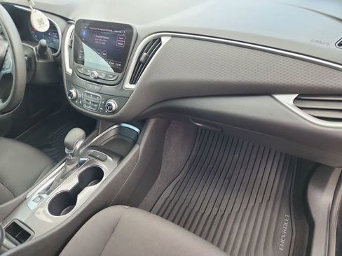 Used 2023 Chevrolet Malibu LT FWD image 27
