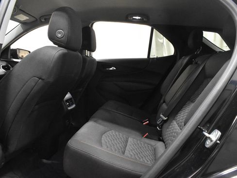Used 2020 Chevrolet Equinox LT w/ Driver Convenience Package AWD/4WD image 4