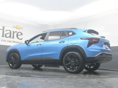 New 2026 Chevrolet Trax ACTIV w/ Sunroof Package FWD image 33