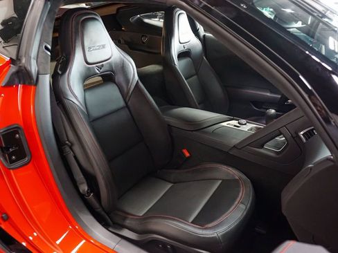 Used 2019 Chevrolet Corvette Z06 RWD image 39