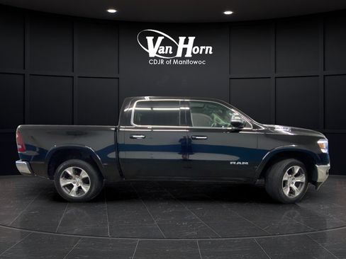 Used 2022 RAM 1500 Laramie AWD/4WD image 8