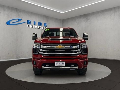 Used 2024 Chevrolet Silverado 2500 High Country w/ Technology Package AWD/4WD image 9
