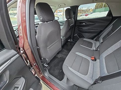Used 2023 Chevrolet TrailBlazer LT w/ Convenience Package image 27