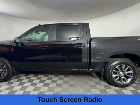 Used 2022 Chevrolet Silverado 1500 LT AWD/4WD image 8