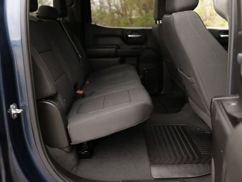 Used 2022 Chevrolet Silverado 1500 LT w/ Z71 Off-Road Package image 27