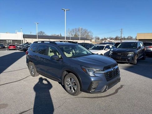 Used 2024 Subaru Ascent Premium w/ Convenience Package image 12