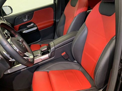 Used 2023 Mercedes-Benz GLB 250 4MATIC w/ AMG Line image 19